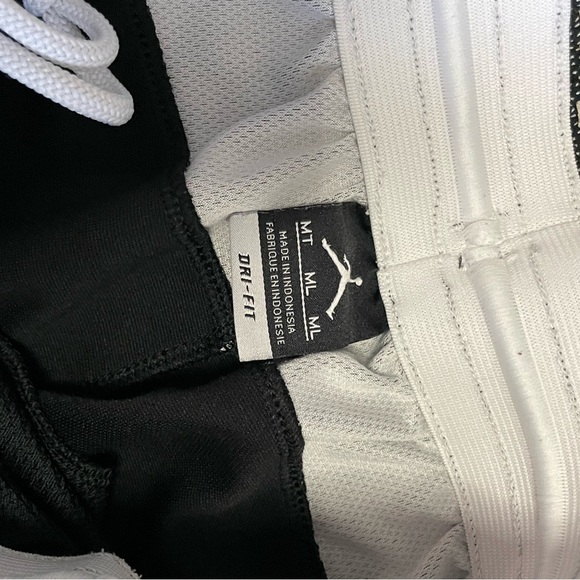 Jordan Flight Team Basketball Black and Gray Joggers - Picture 5 of 10